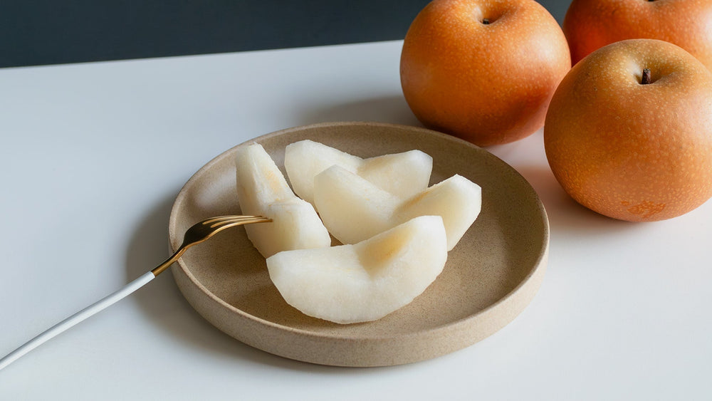 Japanese pears with plate