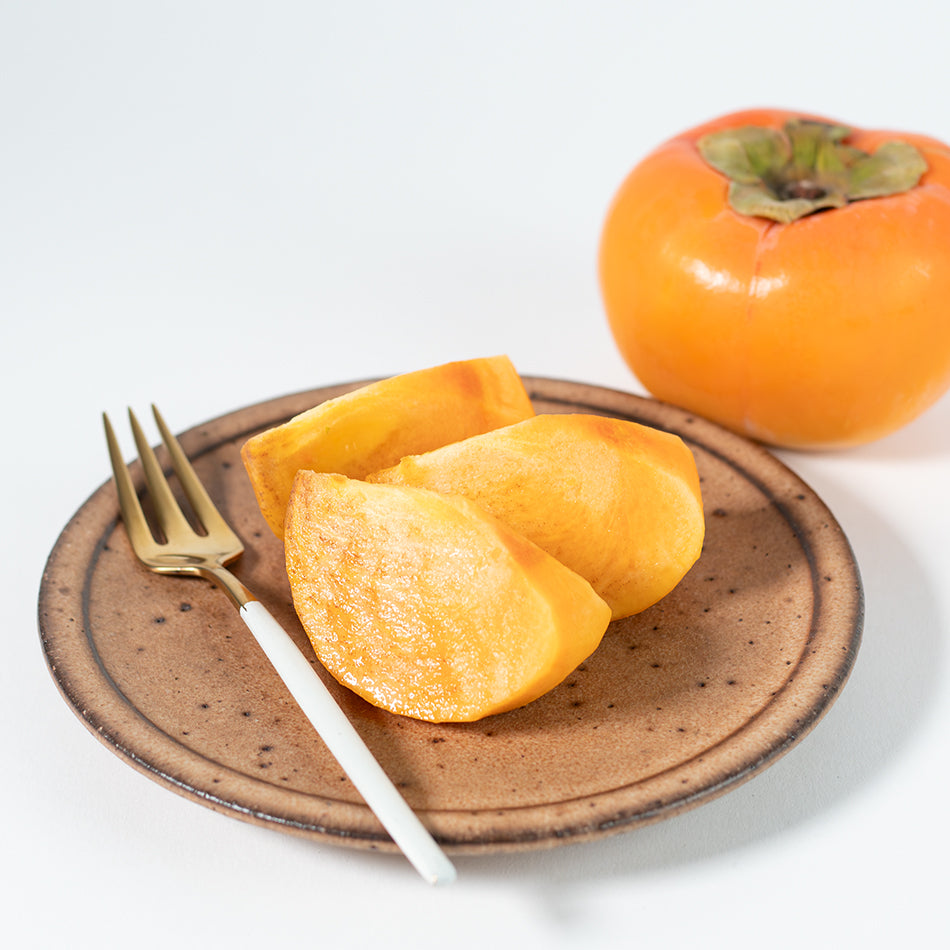 
                  
                    Fuyu Persimmon (L ×12)
                  
                